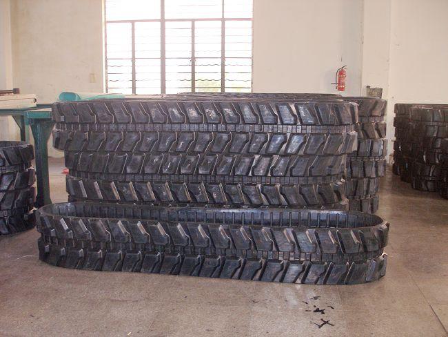 Engineering Rubber Track (400*72.5Y)